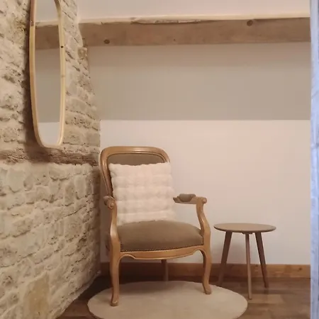 ベッド・アンド・ブレックファスト Les Granges De L Abbaye Ginals