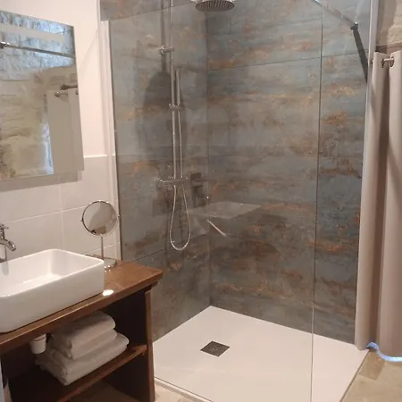 Les Granges De L Abbaye Bed & Breakfast