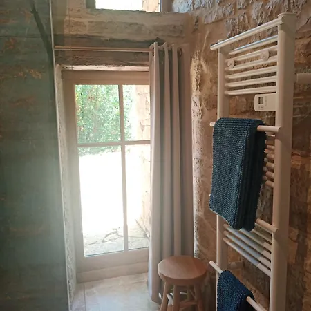 Les Granges De L Abbaye Bed & Breakfast Ginals
